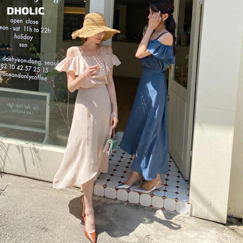 フリルオープンショルダーブラウ&スカートSET・全4色・t63520 レディース 【ops】 韓国 ファッション ワンピース ロング ロングワンピース 半袖 フェミニン セットアップ ブラウス オープンショルダー フリル スカート 体型カバー ビーチ 夏 春