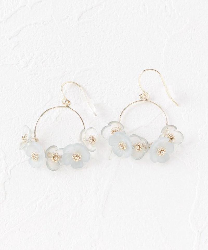 フープ小花モチーフピアス