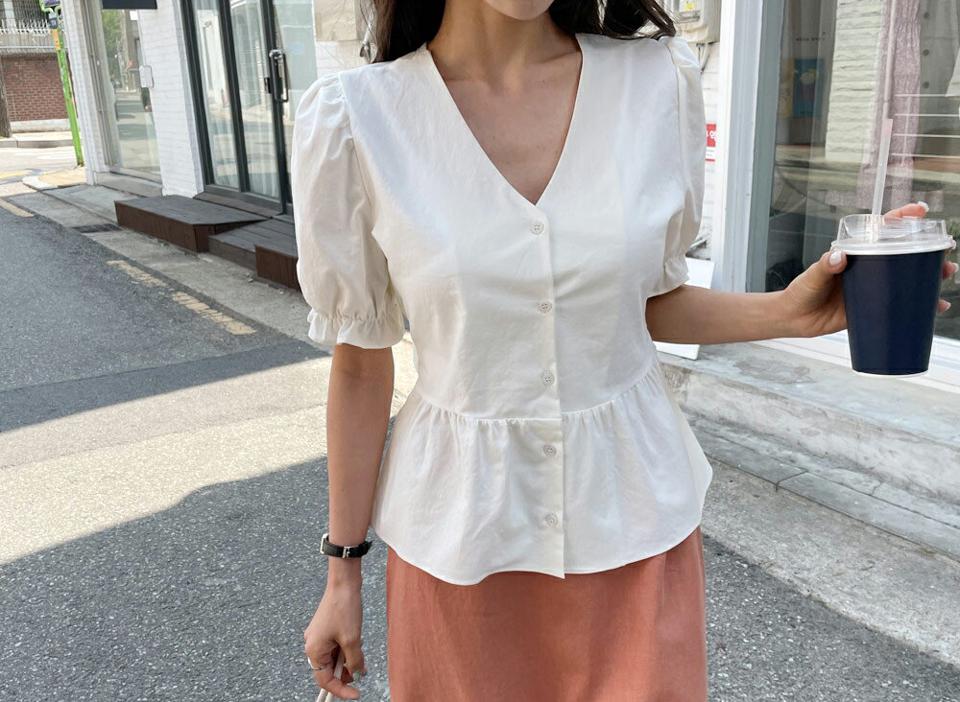 Vネックリボンブラウス・全4色・t65270 レディース 【bl】【韓国 ファッション トップス ブラウス 半袖 デコルテ ウエストマーク Vネック リボン フレア 体型カバー スリム フィット 夏 春】