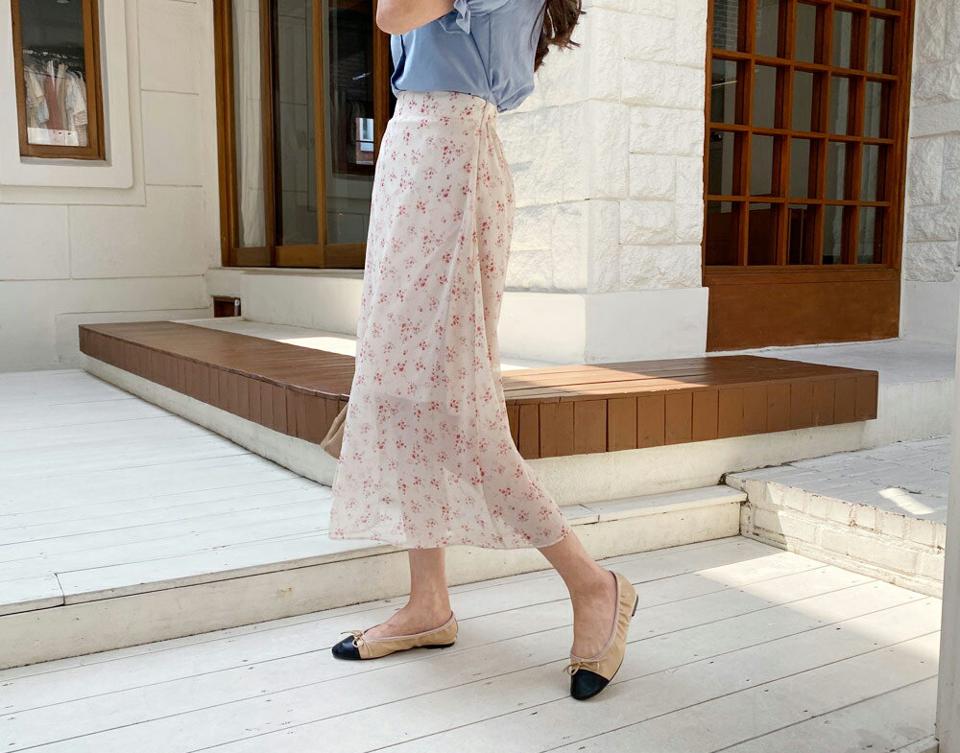 シフォンフローラルスカート・全3色・b65279 レディース 【sk】【韓国 ファッション ボトムス スカート ロング ロングスカート 小花柄 花柄 フラワー パターン シフォン フェミニン 体型カバー 細身 カジュアル 上品 夏 春】