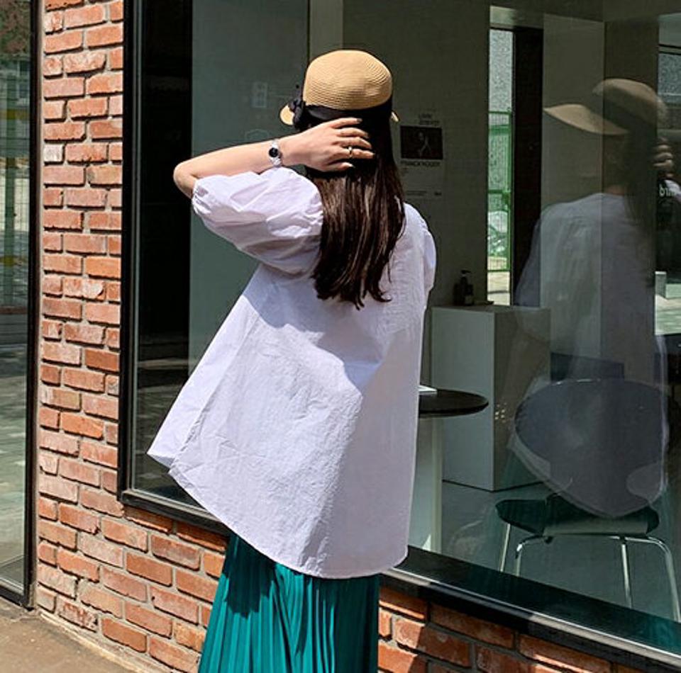 Vネックギャザーブラウス・全4色・b68185 レディース 【bl】【トップス ブラウス 半袖 ハーフスリーブ ギャザー Vネック 単色 可愛い かわいい ガーリー 春 夏 韓国 ファッション】【ハイホリHIHOLLI】