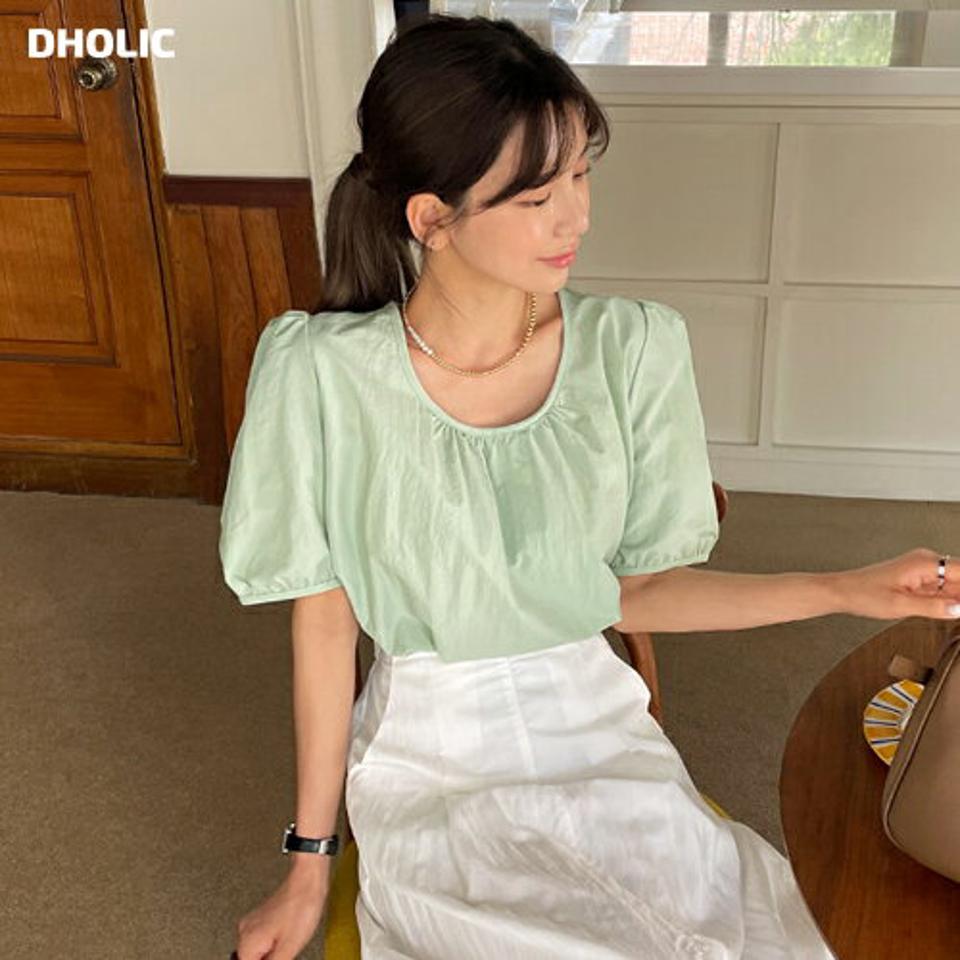 Uネックパフブラウス・全5色・t65268 レディース 【bl】【韓国 ファッション トップス ブラウス 半袖 デコルテ ドライ ナイロン パフスリーブ Uネック ラウンドネック ショートスリーブ 体型カバー スリム 夏 春】