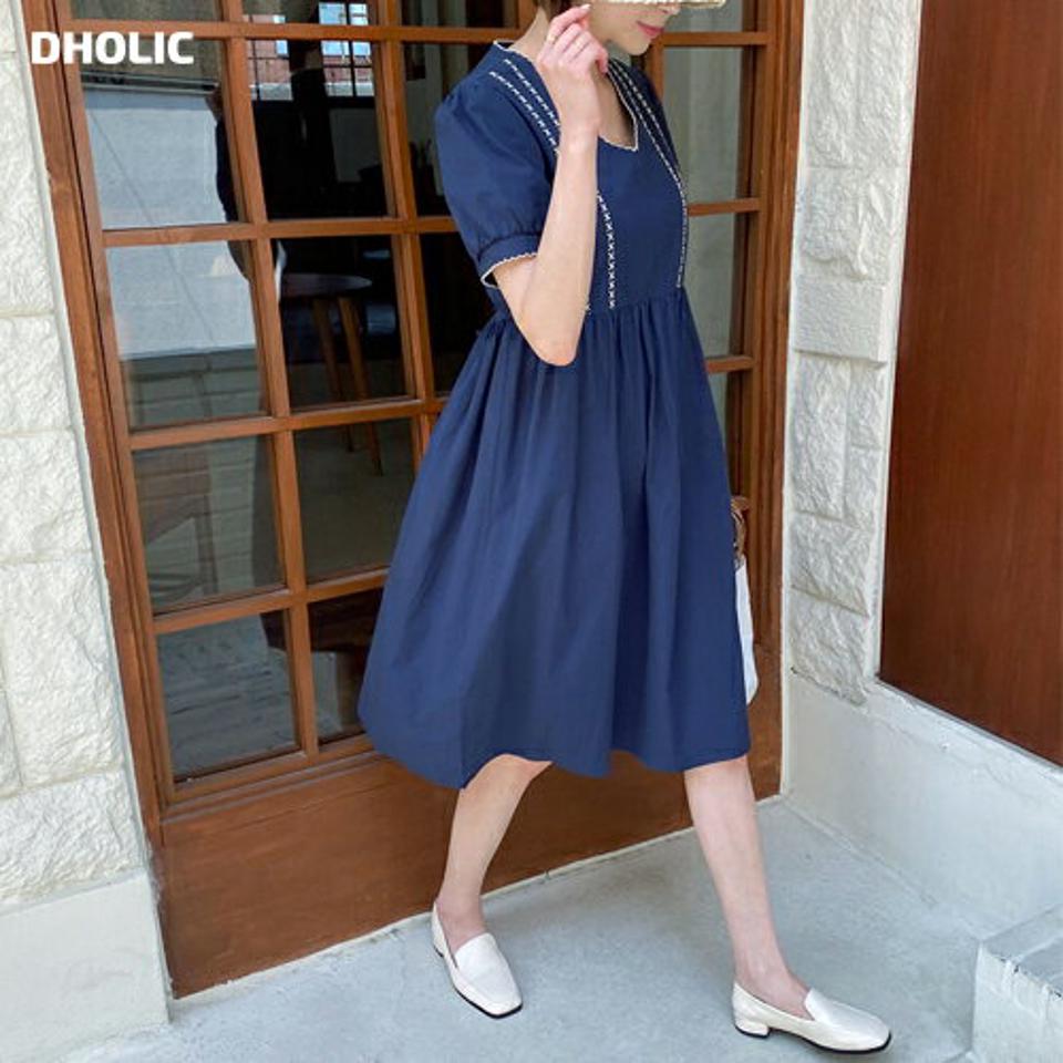 刺繍Vネックパフワンピース・全2色・b65273 レディース 【ops】【韓国 ファッション ワンピース ロング ロングワンピース 半袖 刺繍 Vネック ボリューム ギャザー デコルテ Aライン 体型カバー 細身 フェミニン 夏 春】