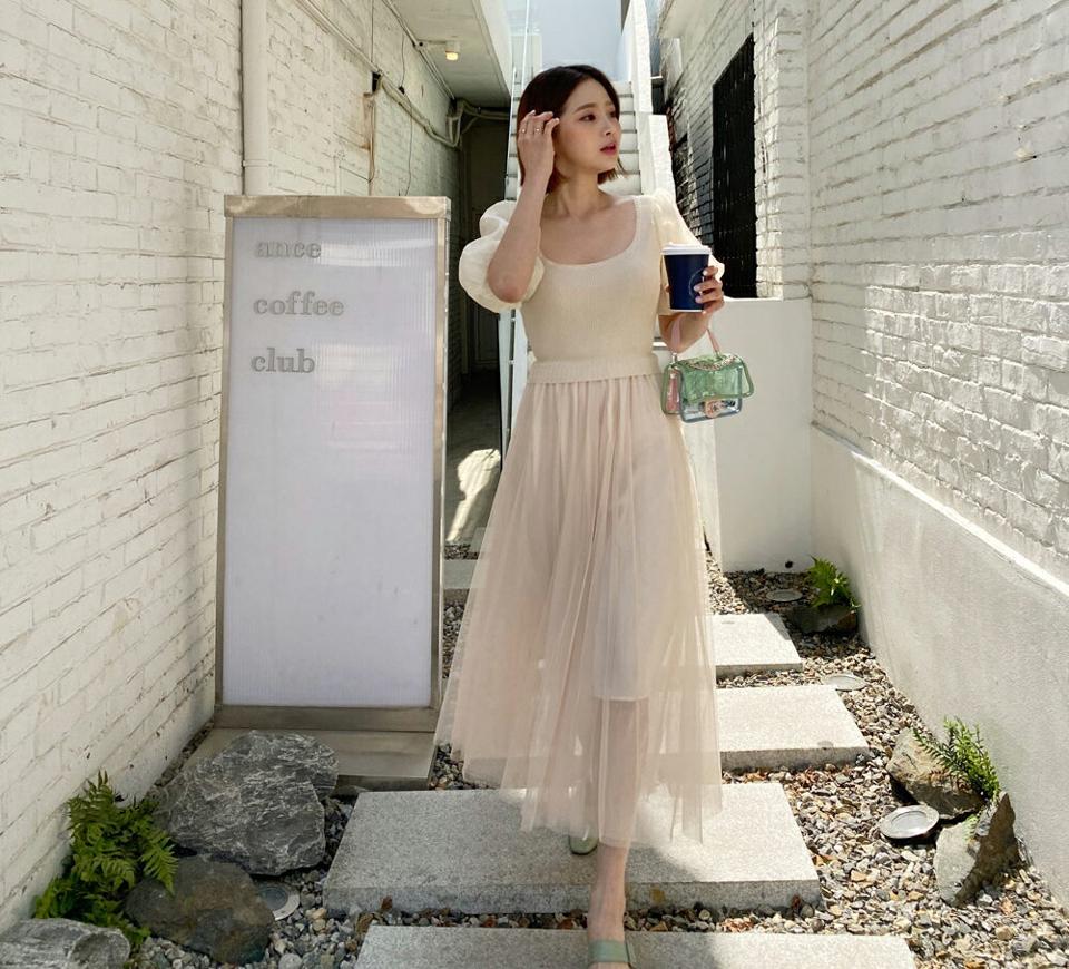 シアー配色ニットワンピース・全3色・t65275 レディース 【ops】【韓国 ファッション ワンピース ロング ロングワンピース 半袖 ニットワンピース シアー 5分丈 パフスリーブ スクエアネック フレア 体型カバー 異素材 夏 春】