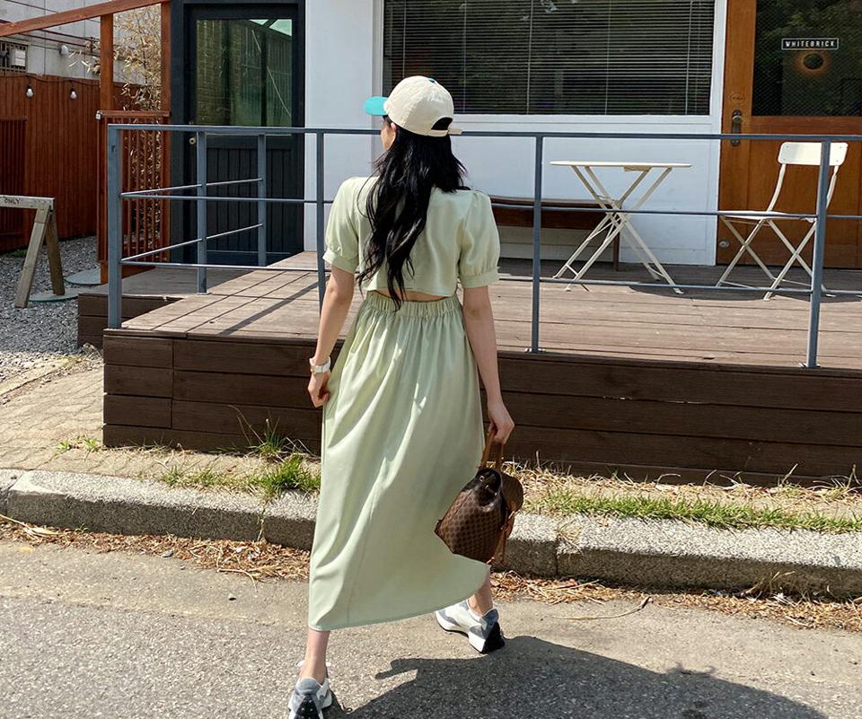 バックスリットボタンワンピース・全3色・t64113 レディース 【ops】【韓国 ファッション ワンピース ロング ロングワンピース 半袖 ラウンドネック ボタン ゴム オープン ボリューム フェミニン 細身 体型カバー 春 夏】【NIJU】