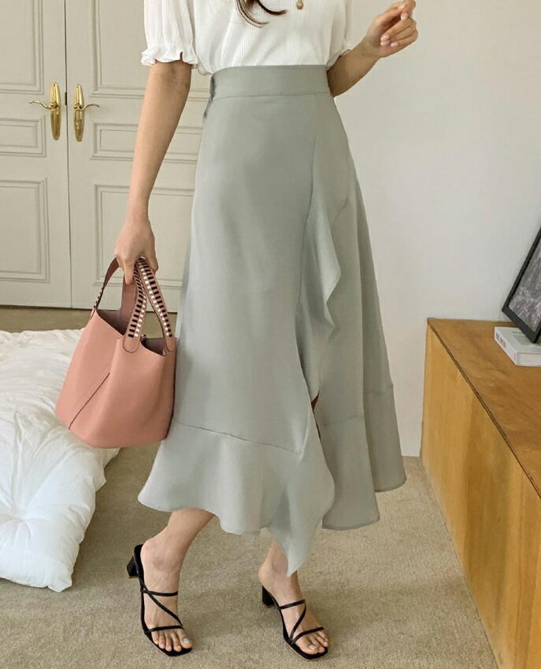 フリルロングスカート・全2色・b68163 レディース 【sk】 スカート ロング ロングスカート アンサンブル フリル スリット 美脚 大人 きれいめ かわいい 春 夏 秋 韓国ファッション ハイホリHIHOLLI