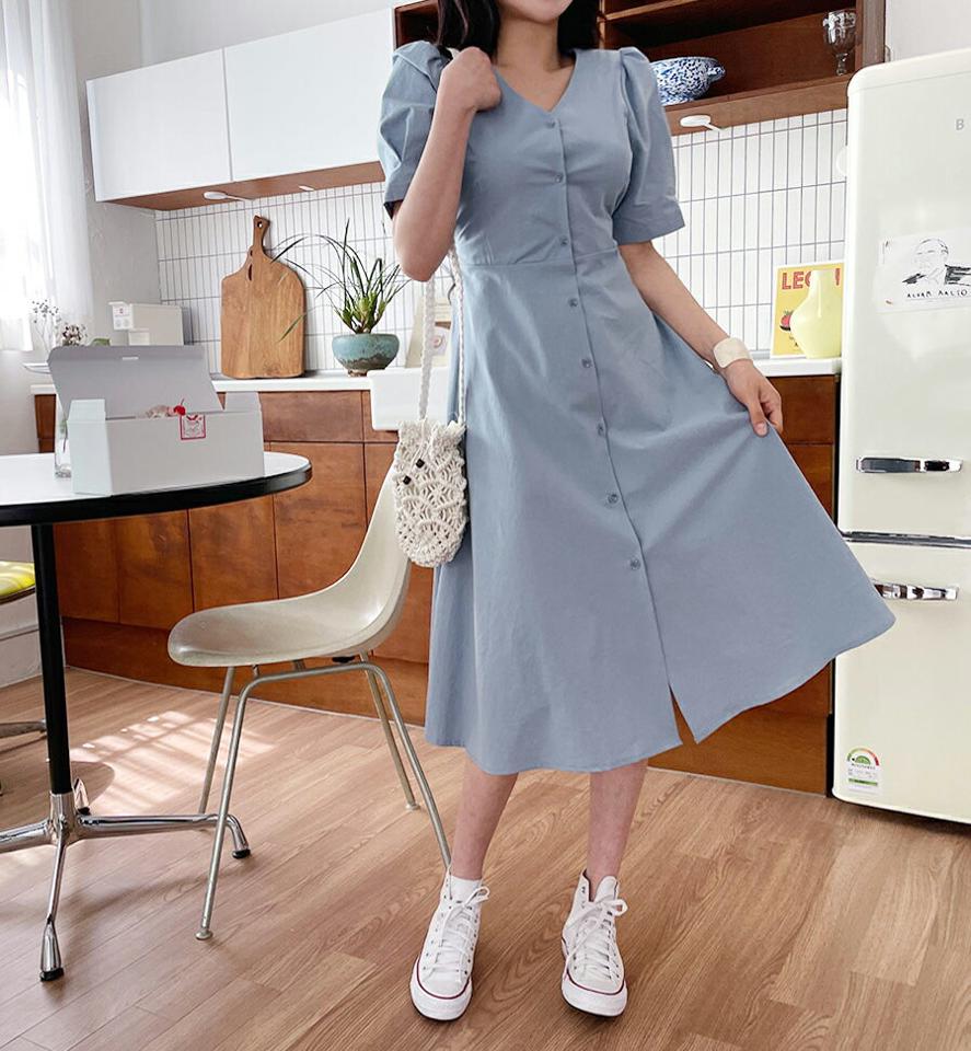 Vネックボタンワンピース・全4色・t64059 レディース 【ops】【韓国 ファッション ワンピース ロング ロングワンピース 半袖 ガーリー Vネック バックゴム リボン ルーズ ギャザー ボリューム フェミニン 細身 体型カバー 春 夏】【NIJU】