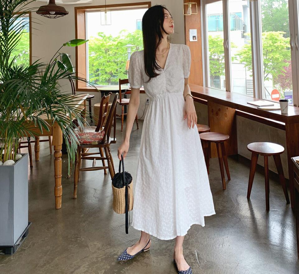 アイレットレースワンピース・全3色・t62003 レディース 【ops】 韓国 ファッション ワンピース ロング ロングワンピース 半袖 アイレット レース Vネック ギャザー Aライン フェミニン 体型カバー 細身 夏 春