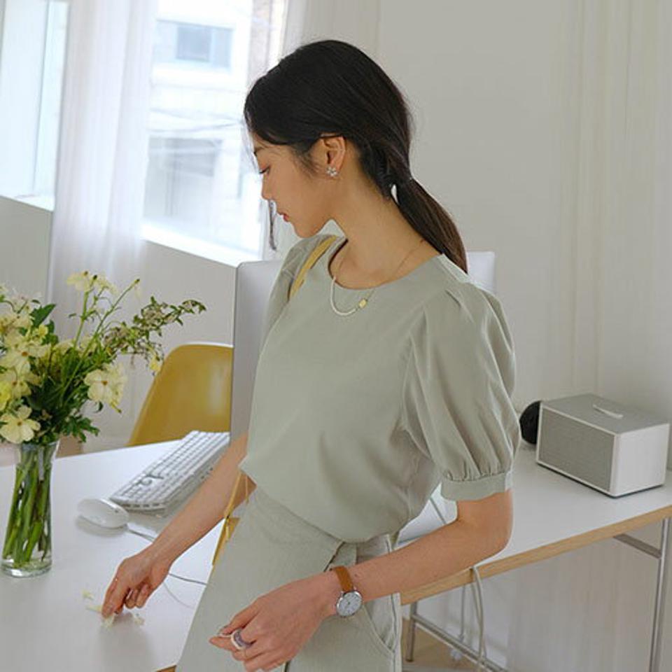 パフスリーブブラウス・全5色・b57306 レディース 【bl】【韓国 ファッション トップス ブラウス 半袖 パフスリーブ ラウンドネック 5分丈 ボリューム 体型カバー スリム ガーリー 夏 春】