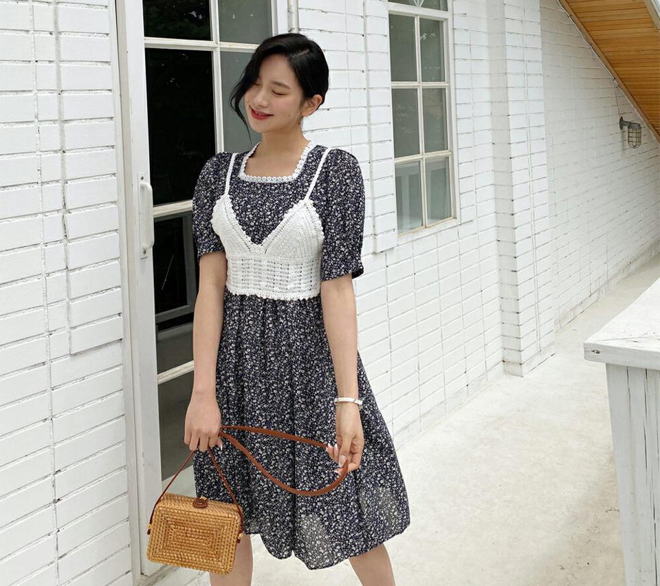 ビスチェ付花柄ワンピース・全3色・b64078 レディース 【ops】【韓国 ファッション ワンピース ミディ ミディワンピース 半袖 レイヤード ビスチェ クロップド丈 小花柄 花柄 フラワー パターン ボリューム フェミニン 細身 体型カバー 春 夏】【NIJU】