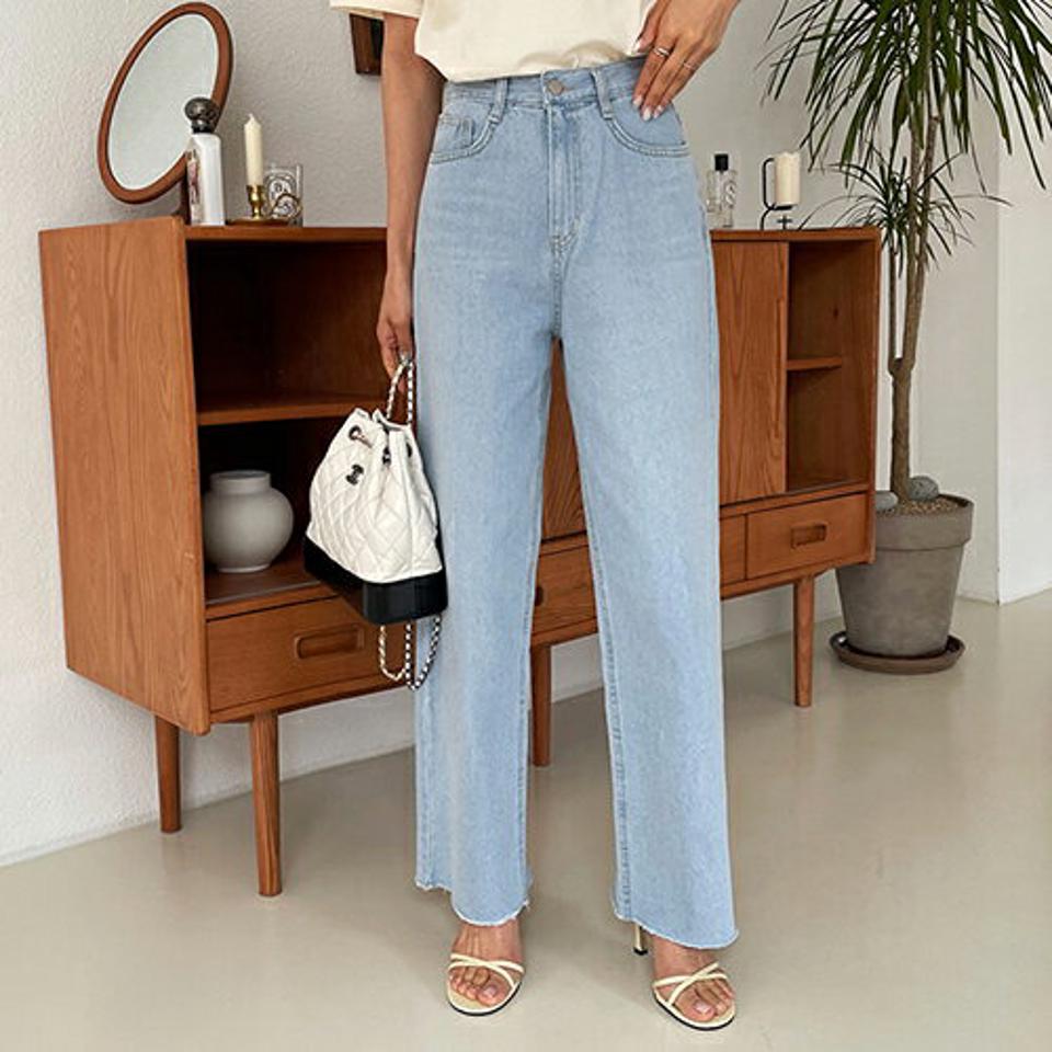 ライトブルーワイドデニムパンツ・全1色・t63604 レディース 【pt】 韓国 ファッション ボトムス ロング ロングパンツ 美脚 デニムパンツ ワイド ストレート カットオフ デニム 10分丈 体型カーバー 細身 ハイウエスト 夏 春