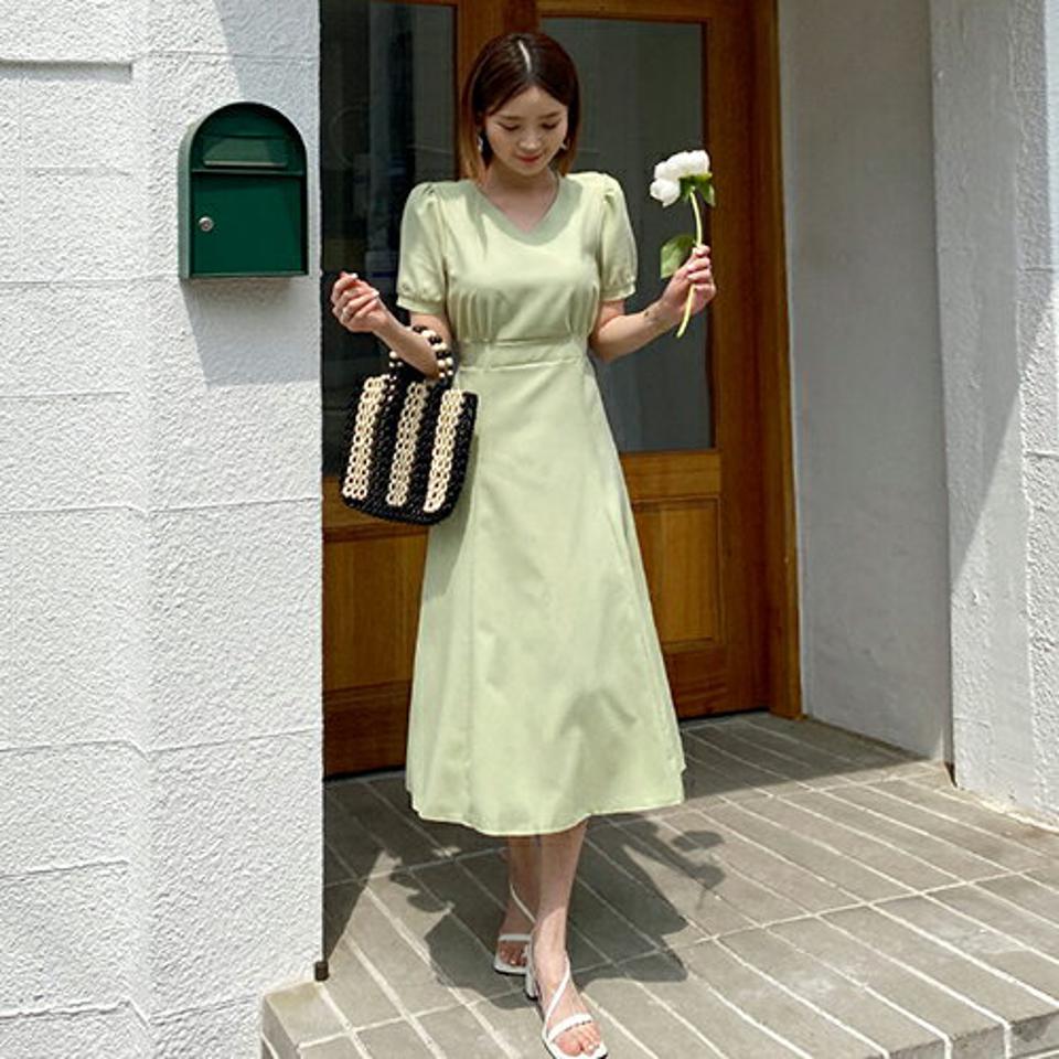 Vネックバックリボンワンピース・全2色・t63588 レディース 【ops】 韓国 ファッション ワンピース ロング ロングワンピース 半袖 リネンブレンド リボン ガーリー Vネック フレア フェミニン ボリューム 体型カバー 細身 夏 春