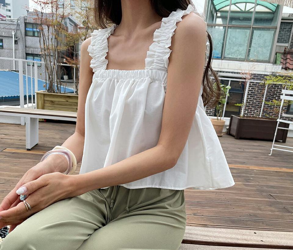 フリルフレアスリーブレス・全3色・t63576 レディース 【tops】 韓国 ファッション トップス スリーブレス ノースリーブ フリル フレア ィット スリム 細身 体型カバー フェミニン 夏 春