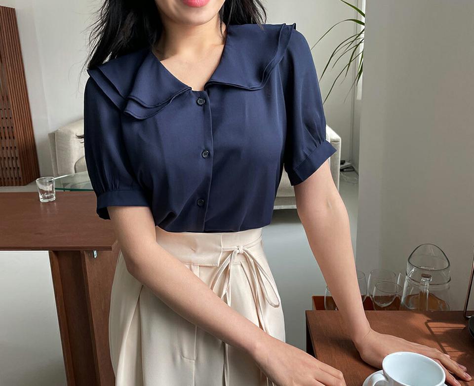 【10%OFF】≪人気商品再入荷≫フリルカラーボタンブラウス・全3色・b64137 レディース 【bl】 韓国ファッション トップス ブラウス 半袖 フリルカラー フリル パフスリーブ ラウンドネック ガーリー フィット 体型カバー 細身 スリム 春 夏 NIJU セール SALE