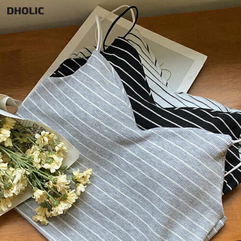 ボーダークロップドスリーブレス・全3色・t65339 レディース 【tops】 韓国 ファッション トップス スリーブレス ノースリーブ スリム 細身 体型カバー フェミニン クロップド丈 シンプル Vネック フィット ボーダー カジュアル 夏 春