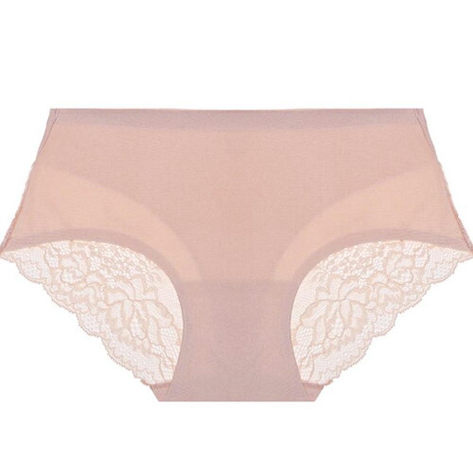 マットバックレースサテンショーツ・全4色・e44627 レディース 【uw】【韓国 ファッション アンダーウェア ランジェリー 下着 ショーツ パンツ 大人 上品 フェミニン インナー 花柄 フラワー フローラル パターン レース シームレス スリム フィット 夏 春】