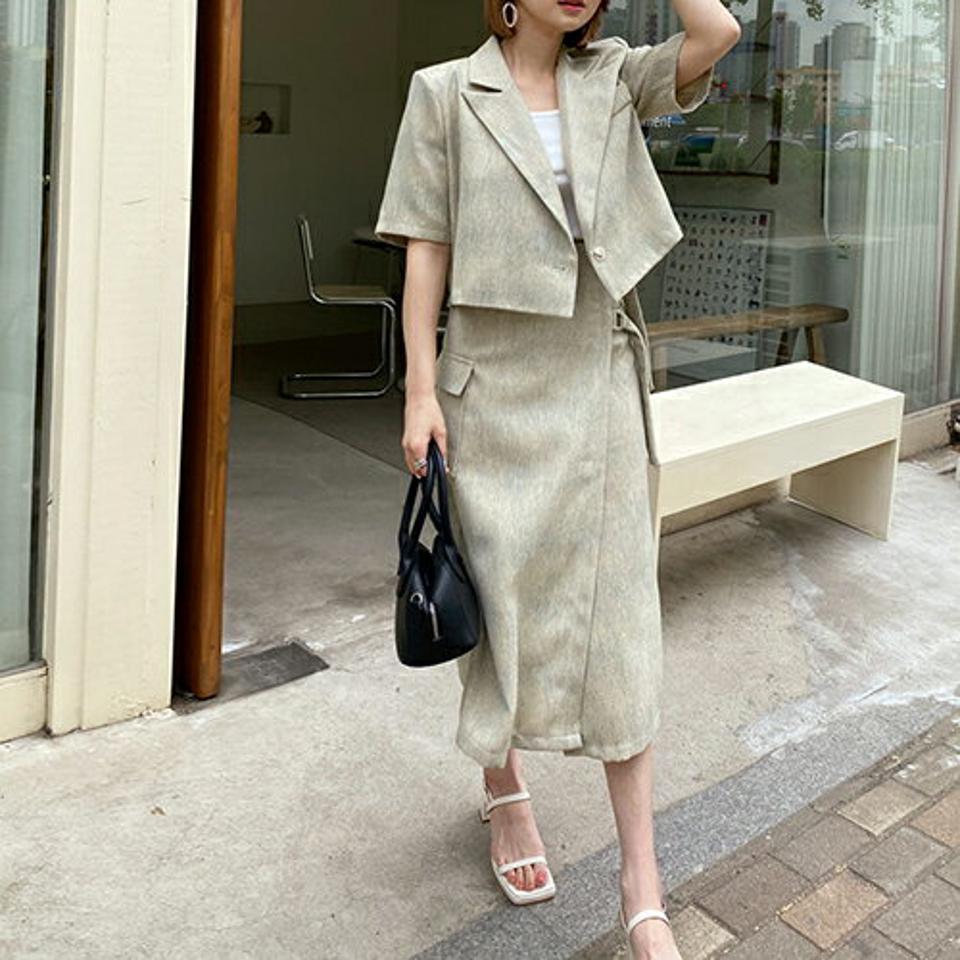 半袖クロップドジャケッ&ベルトラップスカートSET・全2色・t65333 レディース 【ops】【韓国 ファッション ワンピース ロング ロングワンピース 半袖 ジャケット スカート セット クロップド丈 ハイウエスト Aライン フェミニン 体型カバー 細身 夏 春】