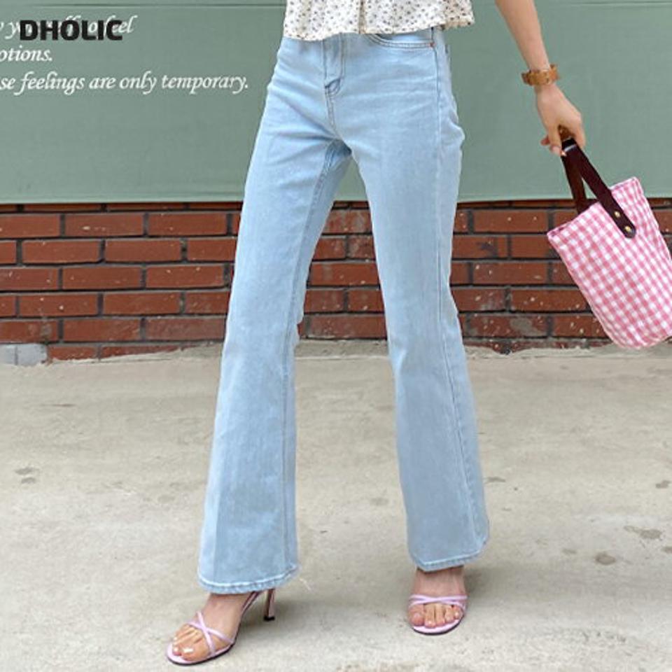 【全品10%OFF】ライトブルーフレアデニムパンツ・全1色・t57387 レディース 【pt】【韓国 ファッション ボトムス ロング ロングパンツ 美脚 デニム セミブーツカット ブーツカット スリム 10分丈 体型カーバー 細身 ハイウエスト 夏 春】
