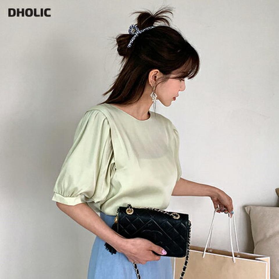 ハーフパフブラウス・全3色・t62049 レディース 【bl】【韓国 ファッション トップス ブラウス 半袖 ドライ ラウンドネック ギャザー パフスリーブ パフ ボリューム ベーシック 無地 フェミニン 体型カバー スリム 夏 春】