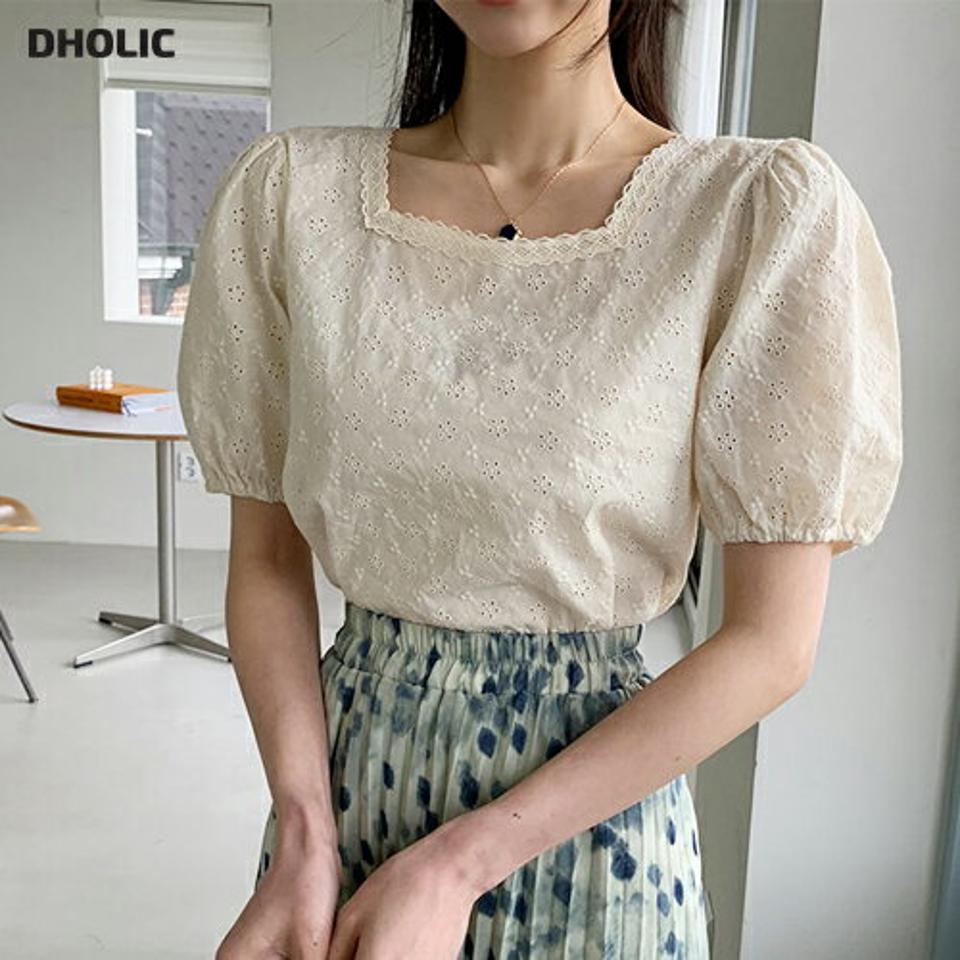 スクエアアイレットレースブラウス・全3色・t62057 レディース 【bl】【韓国 ファッション トップス ブラウス 半袖 花柄 フラワー パターン アイレットレース スクエアネック ビンテージ ハーフスリーブ レース 体型カバー スリム ボリューム ガーリー 夏 春】