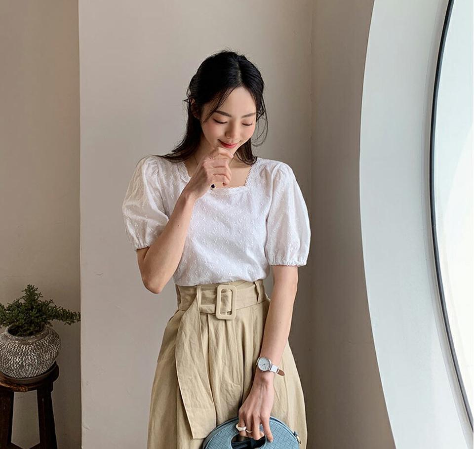 スクエアアイレットレースブラウス・全3色・t62057 レディース 【bl】【韓国 ファッション トップス ブラウス 半袖 花柄 フラワー パターン アイレットレース スクエアネック ビンテージ ハーフスリーブ レース 体型カバー スリム ボリューム ガーリー 夏 春】