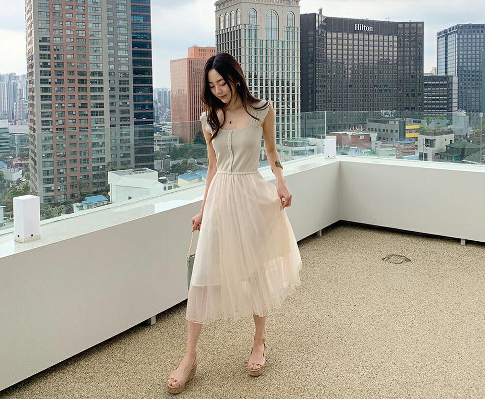 スクエアパール調ボタンニットワンピース・全1色・t62041 レディース 【ops】【韓国 ファッション ワンピース ロング ロングワンピース 半袖 異素材 パール ニットワンピース シフォン ゴム スリーブレス スクエアネック Aライン 体型カバー 夏 春】