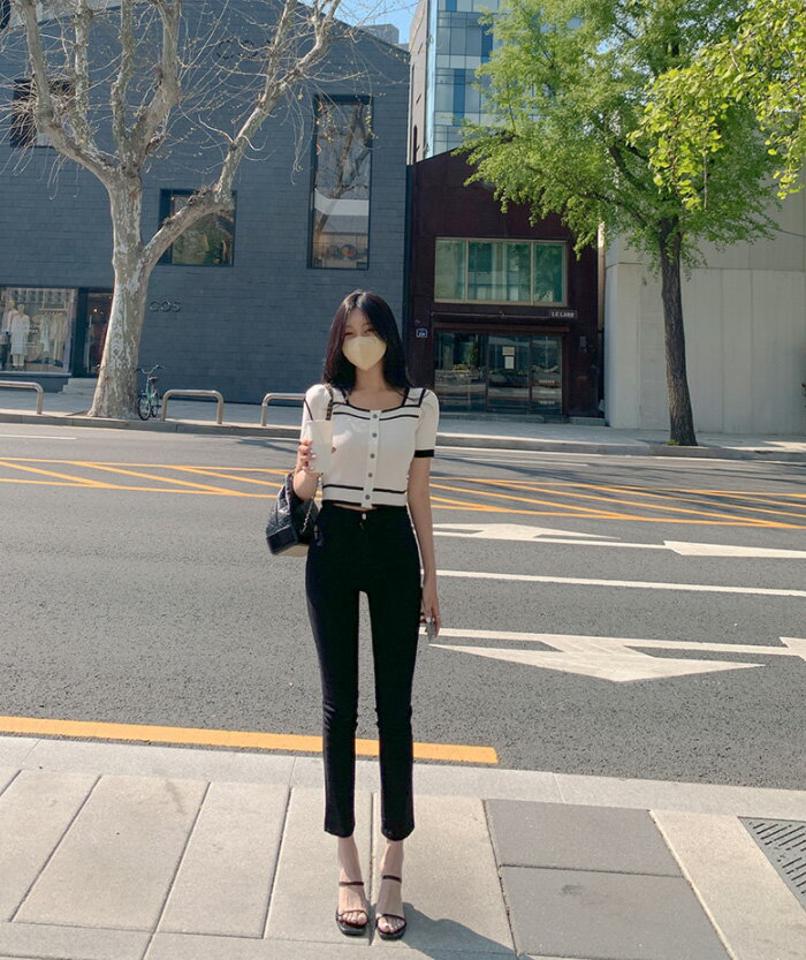 SONYUNARA(ソニョナラ)配色クロップ半袖ニット【5/11p_ka】韓国 韓国ファッション トップス カットソー ニット ブラック ホワイト 配色 クロップ ショート丈【5】