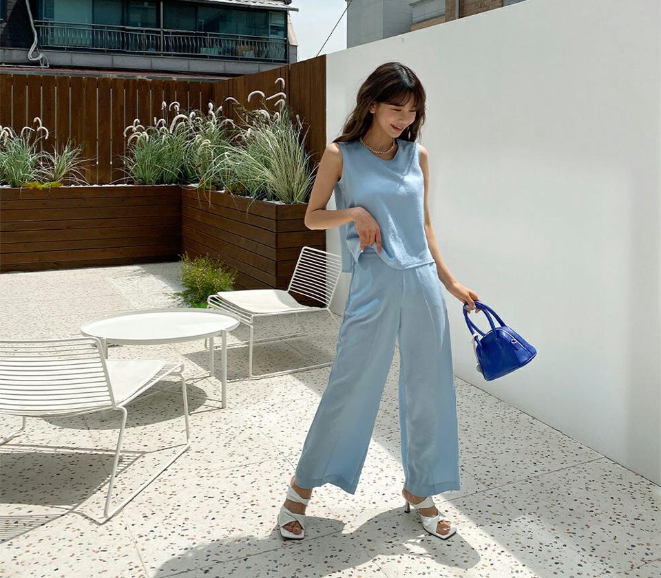 【只今10%OFF】レーヨン混スラックススリーブレス&スラックス・全3色・t65192 レディース 【pt】【韓国 ファッション ボトムス ロング ロングパンツ スラックス 美脚 レーヨン セットアップ ラウンドネック 大人 スリム 10分丈 体型カーバー 細身 夏 春】