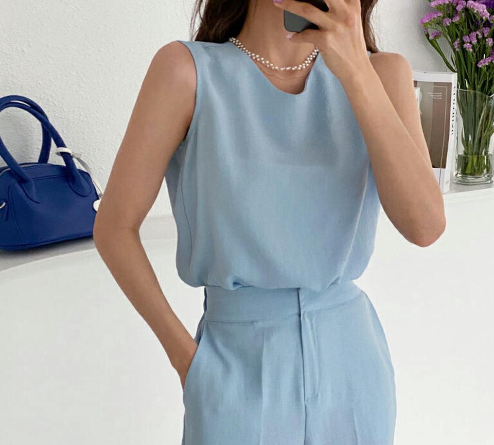 【全品10%OFF】レーヨン混スリーブレス・全3色・t65194 レディース 【tops】【韓国 ファッション トップス スリーブレス ノースリーブ ユニーク ベーシック レーヨン ラウンドネック ベーシック スリム 細身 体型カバー フェミニン 夏 春】