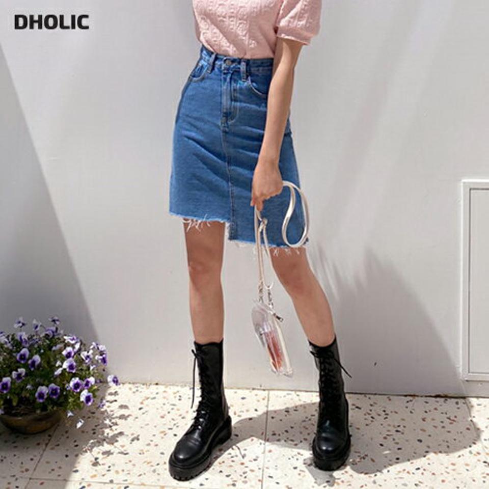 マスクストラップ付デニムスカート・全2色・t64168 レディース 【sk】【韓国 ファッション ボトムス スカート ミニ ミニスカート シンプル ガーリー カットオフ デニム ロゴ マスク ストラップ セット ショート デイリー 体型カバー 細身 春 夏】【NIJU】