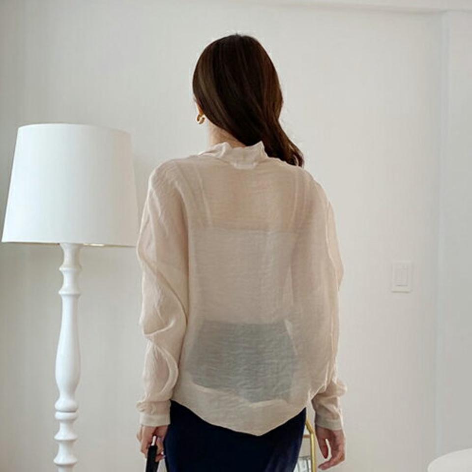 ハーフボタンタックへムブラウス・全2色・t68400 レディース 【bl】 トップス ブラウス 長袖 タック ハーフボタン 単色 無地 シンプル アンバランス 光沢 透け感 春 秋 ハイホリHIHOLLI