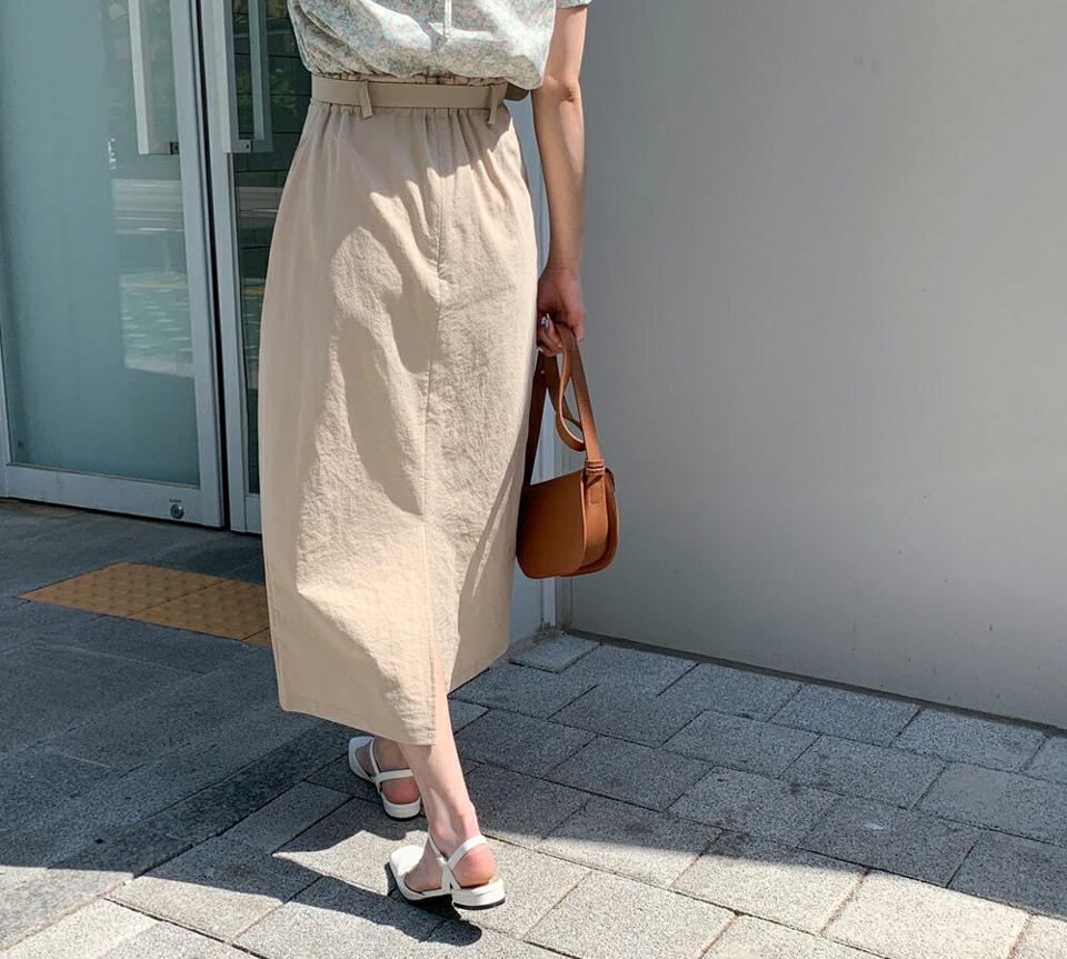ベルト付Hラインスカート・全2色・t63693 レディース 【sk】 韓国ファッション ボトムス スカート ロング ロングスカート シンプル Hライン セット ベルト 足長 大人 カジュアル フェミニン 体型カバー 細身 夏 春