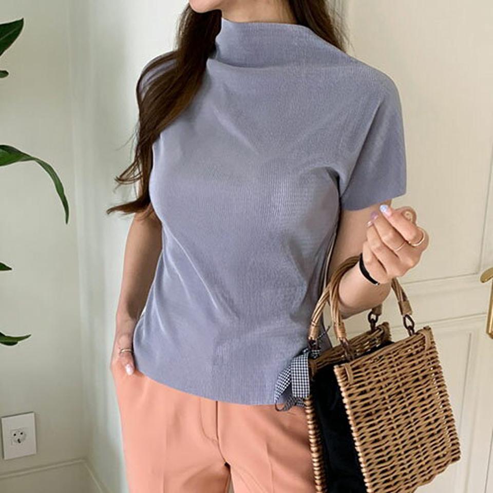 プリーツハイネックブラウス・全3色・t68479 レディース 【bl】 トップス ブラウス 半袖 ハイネック プリーツ 単色 無地 シンプル フェミニン 大人 春 夏 韓国 ファッション ハイホリHIHOLLI