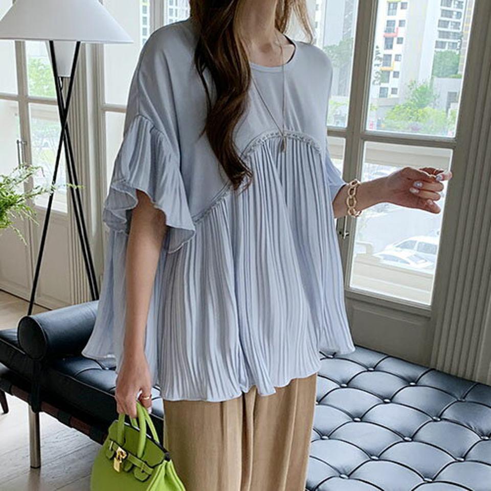 プリーツチェーンラインブラウス・全3色・t68507 レディース 【bl】【トップス ブラウス プリーツ 半袖 フェミニン チェーン 可愛い かわいい 体型カバー 春 夏 韓国 ファッション】【ハイホリHIHOLLI】