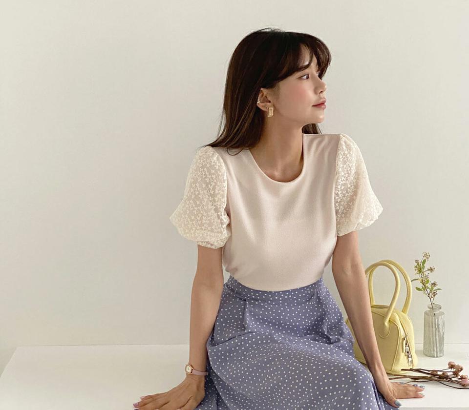 【全品10%OFF】レースパフブラウス・全3色・t62089 レディース 【bl】【韓国 ファッション トップス ブラウス 半袖 花柄 フラワー パターン レース ショート パフスリーブ ラウンドネック フェミニン ボリューム 体型カバー スリム 細身 ベーシック 夏 春】