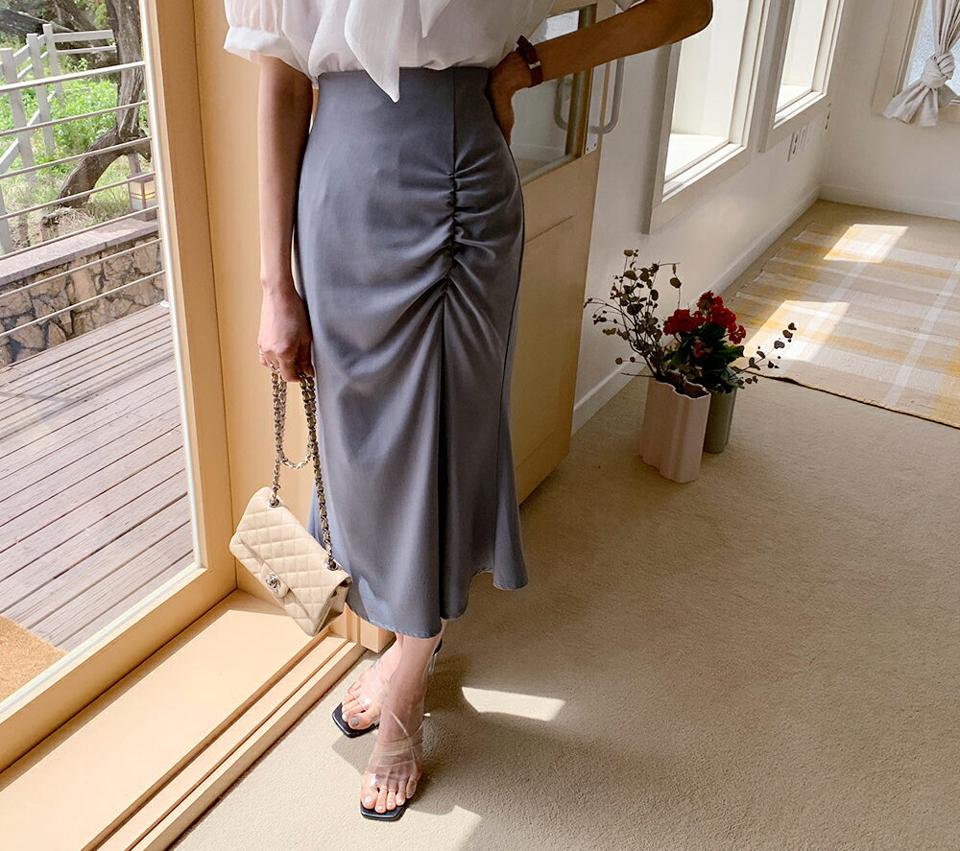 ギャザーマーメイドスカート・全4色・b57414 レディース 【sk】 韓国 ファッション ボトムス スカート ロング ロングスカート ギャザー マーメイド スリット 大人 カジュアル フェミニン 体型カバー 細身 無地 夏 春