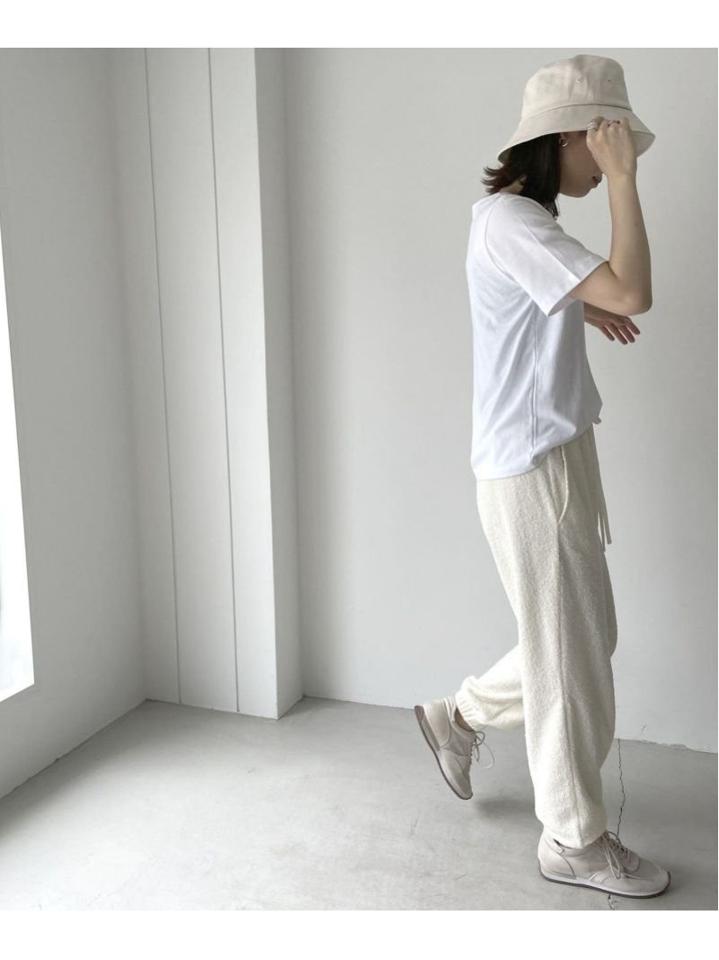 via j/Viaj SUNDAY ロゴ半袖Tシャツ（via j）