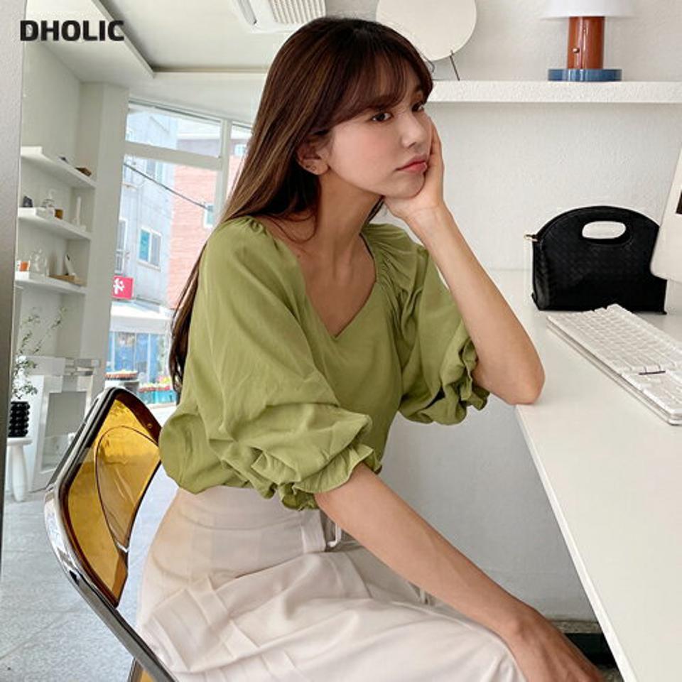 ギャザースリーブブラウス・全3色・b65388 レディース 【bl】 韓国 ファッション トップス ブラウス 半袖 ギャザー ダイアネック 上品 ゴム 7分丈 ルーズ フェミニン ボリューム 体型カバー スリム 細身 夏 春