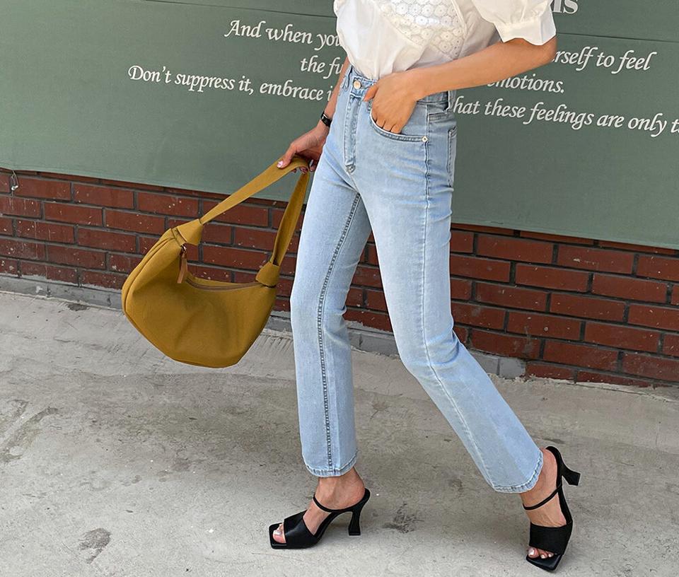 ウォッシュドフレアデニムパンツ・全1色・t65402 レディース 【pt】 韓国 ファッション ボトムス ロング ロングパンツ デニム 美脚 スリム フィット タイト ハイウエスト 足長 ストレート 大人 10分丈 体型カーバー 細身 ブーツカット 夏 春