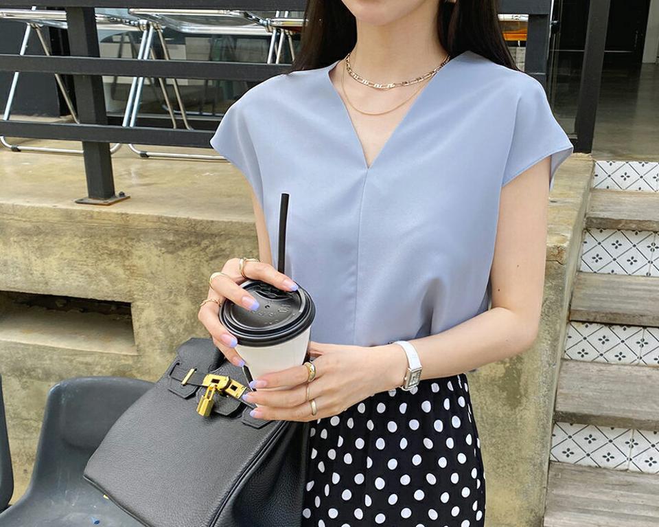 フレンチスリーブVネックブラウス・全7色・b68574 レディース 【bl】 トップス ブラウス フレンチスリーブ Vネック 単色 無地 シンプル ベーシック 大人 きれいめ 春 夏 韓国 ファッション ハイホリHIHOLLI