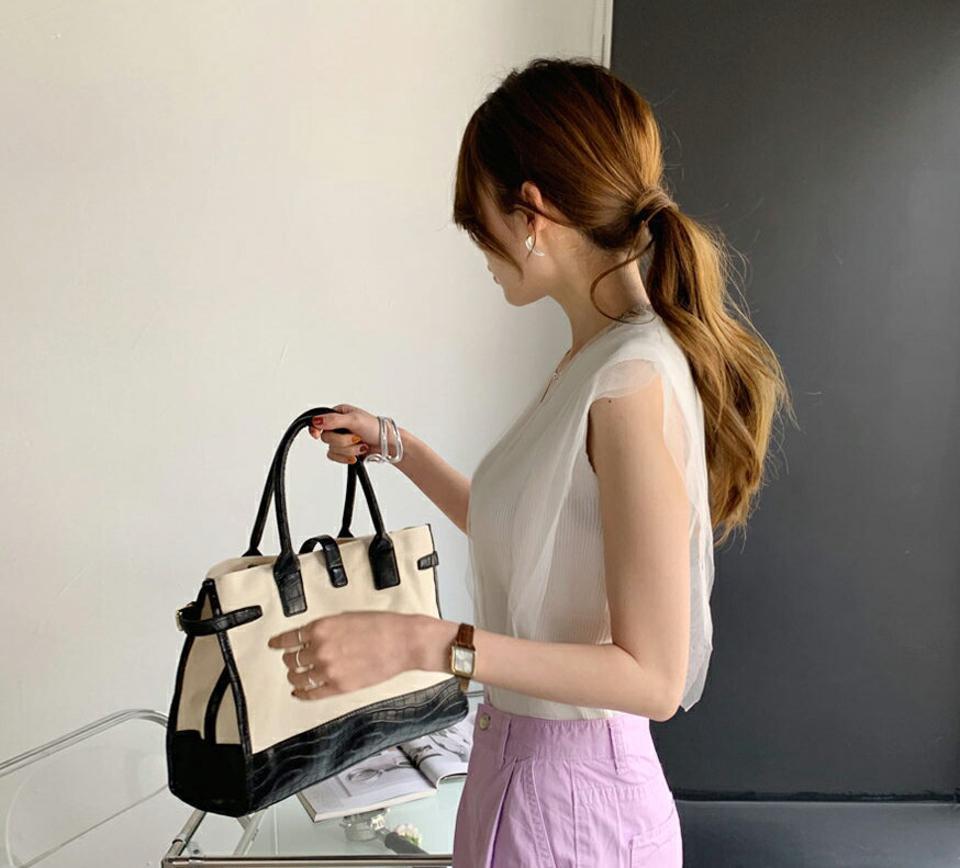 メッシュVネックニット・全3色・b68653 レディース 【tops】 トップス スリーブレス ノースリーブ ニット メッシュ 透け感 シアー シースルー Vネック フェミニン かわいい 春 夏 韓国 ファッション ハイホリHIHOLLI
