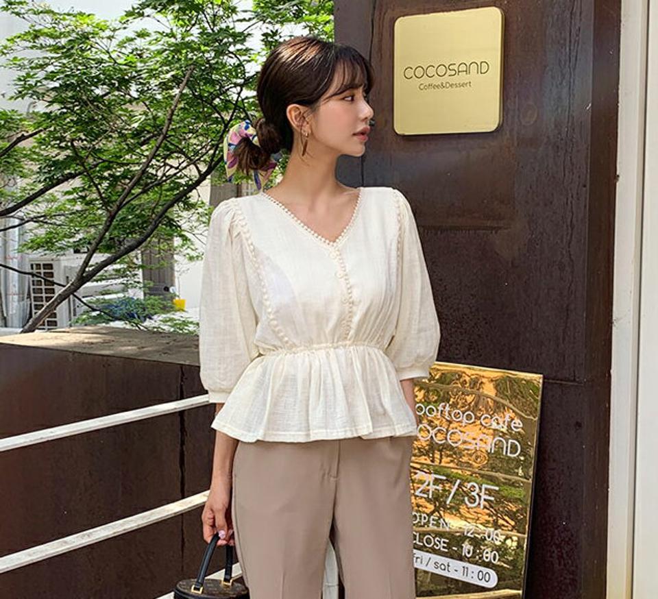 レースVネックフレアブラウス・全3色・t63766 レディース 【bl】【韓国 ファッション トップス ブラウス 半袖 レース Vネック クロップド丈 ゴム フレア 7分丈 パフスリーブ フェミニン ボリューム 体型カバー スリム 細身 ベーシック 夏 春】