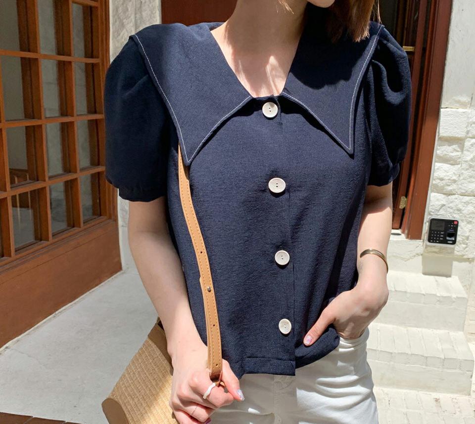 ステッチセーラーカラーブラウス・全4色・t63773 レディース 【bl】 韓国 ファッション トップス ブラウス 半袖 モダン セーラー ブラウス 小顔 5分丈 パフスリーブ ステッチ フェミニン ボリューム 体型カバー スリム 細身 ベーシック 無地 夏 春