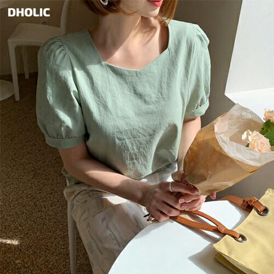 スクエアVネックパフブラウス・全5色・t63780 レディース 【bl】 韓国 ファッション トップス ブラウス 半袖 スクエア Vネック パフスリーブ ドライ フェミニン ボリューム 体型カバー スリム 細身 ベーシック 無地 夏 春