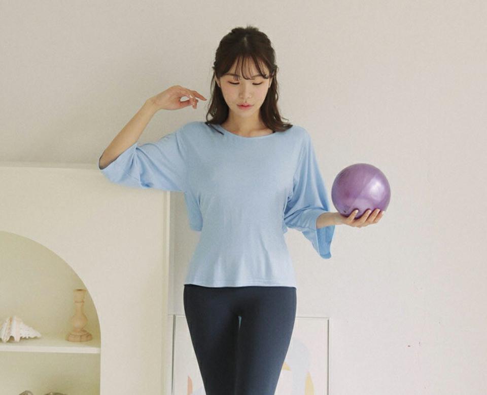 【全品10%OFF】バックリボンTシャツ・全4色・d44643 レディース 【tops】【韓国 ファッション トップス Tシャツ 長袖 デイリー ラウンドネック ルーズ 7分袖 ワイド リボン 体型カーバー 細身 スリム フィット フィットネス ジム ヨガ 夏 春】