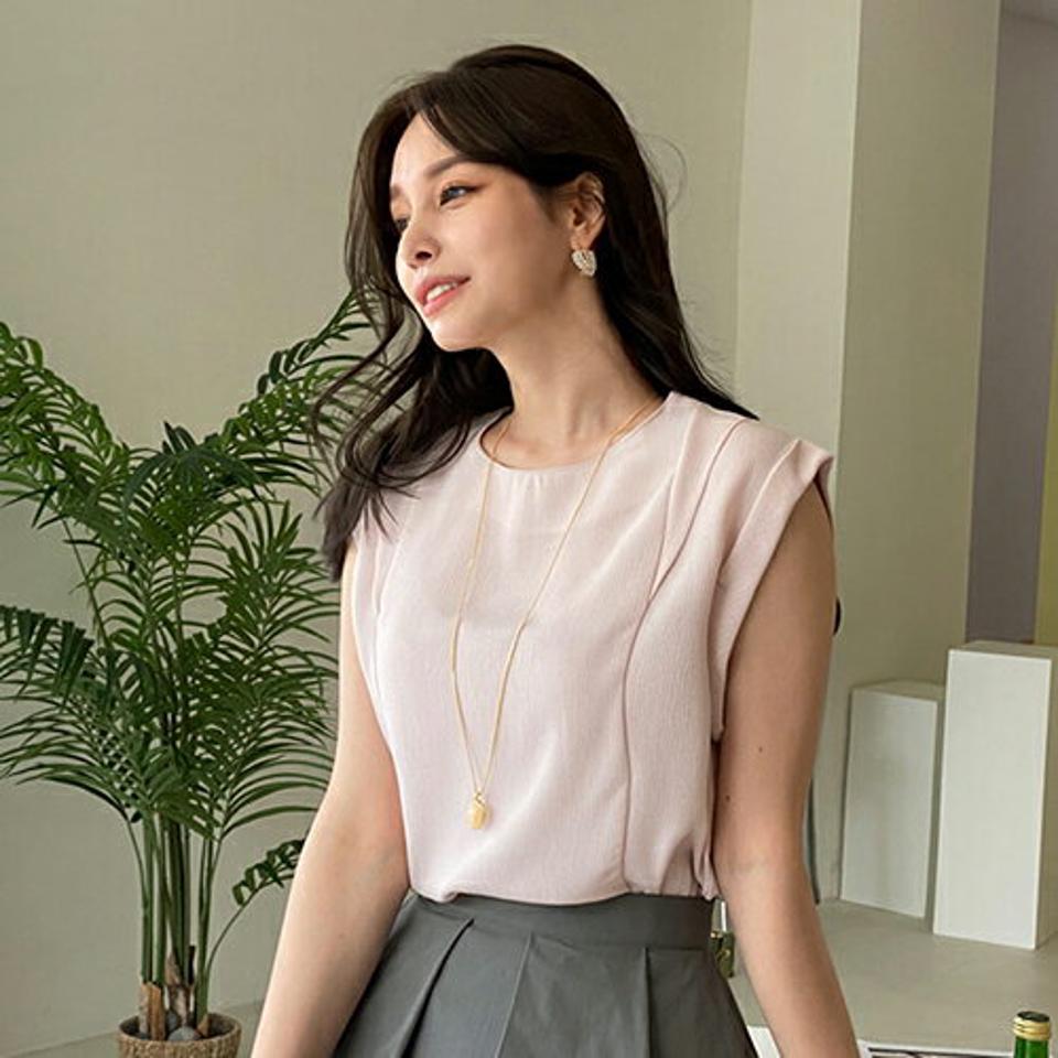 ショルダータックブラウス・全4色・b68526 レディース 【bl】【トップス ブラウス スリーブレス ノースリーブ タック 単色 無地 シンプル 大人 カジュアル 春 夏 韓国 ファッション】【ハイホリHIHOLLI】