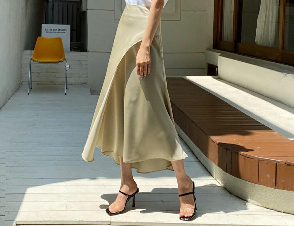 レイヤードサテンスカート・全3色・b65224 レディース 【sk】 韓国 ファッション ボトムス スカート ロング ロングスカート フェミニン 光沢 上品 サテン レイヤード 大人 カジュアル 体型カバー 細身 スリム 夏 春