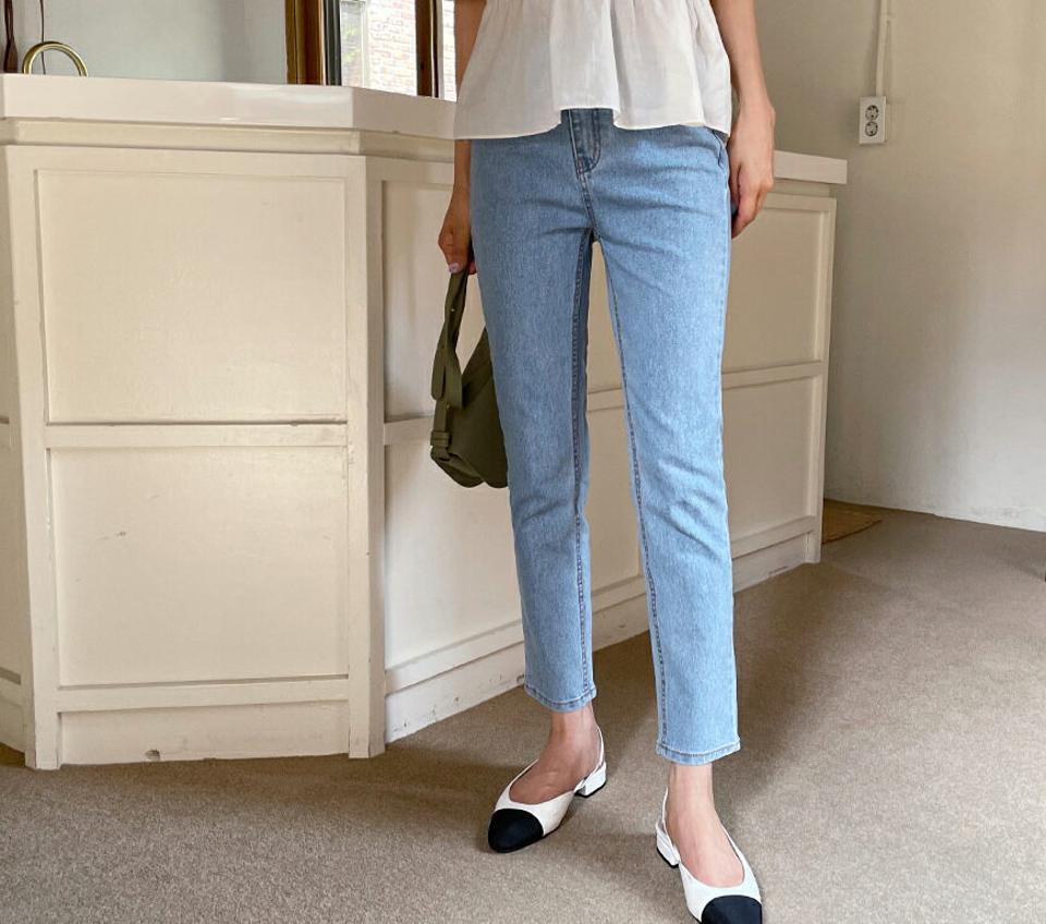 デニムパンツ・全1色・t65222 レディース 【pt】 韓国 ファッション ボトムス ロング ロングパンツ デニム 美脚 スリム フィット タイト ハイウエスト 足長 ストレート 大人 10分丈 体型カーバー 細身 夏 春