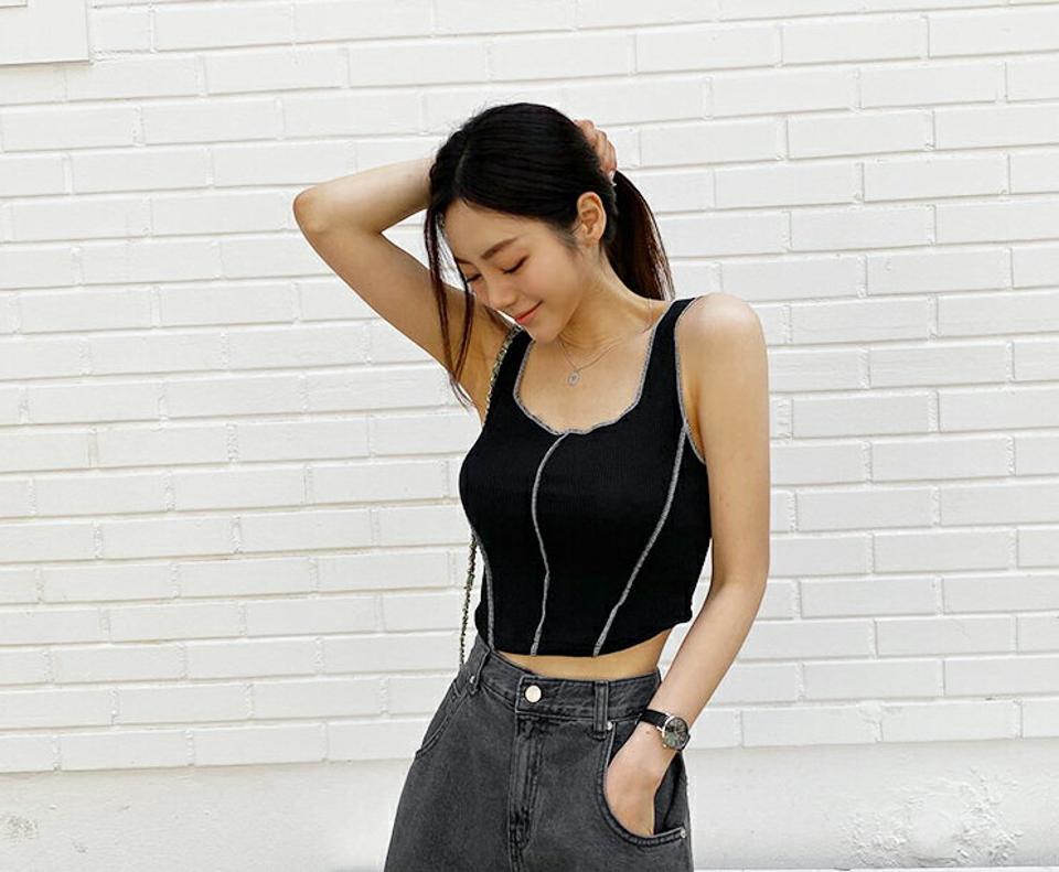 ステッチスクエアスリーブレス・全4色・t57446 レディース 【tops】 韓国 ファッション トップス Tシャツ スリーブレス ノースリーブ デイリー ステッチ スクエアネック ゆったり 体型カーバー カジュアル 細身 夏 春