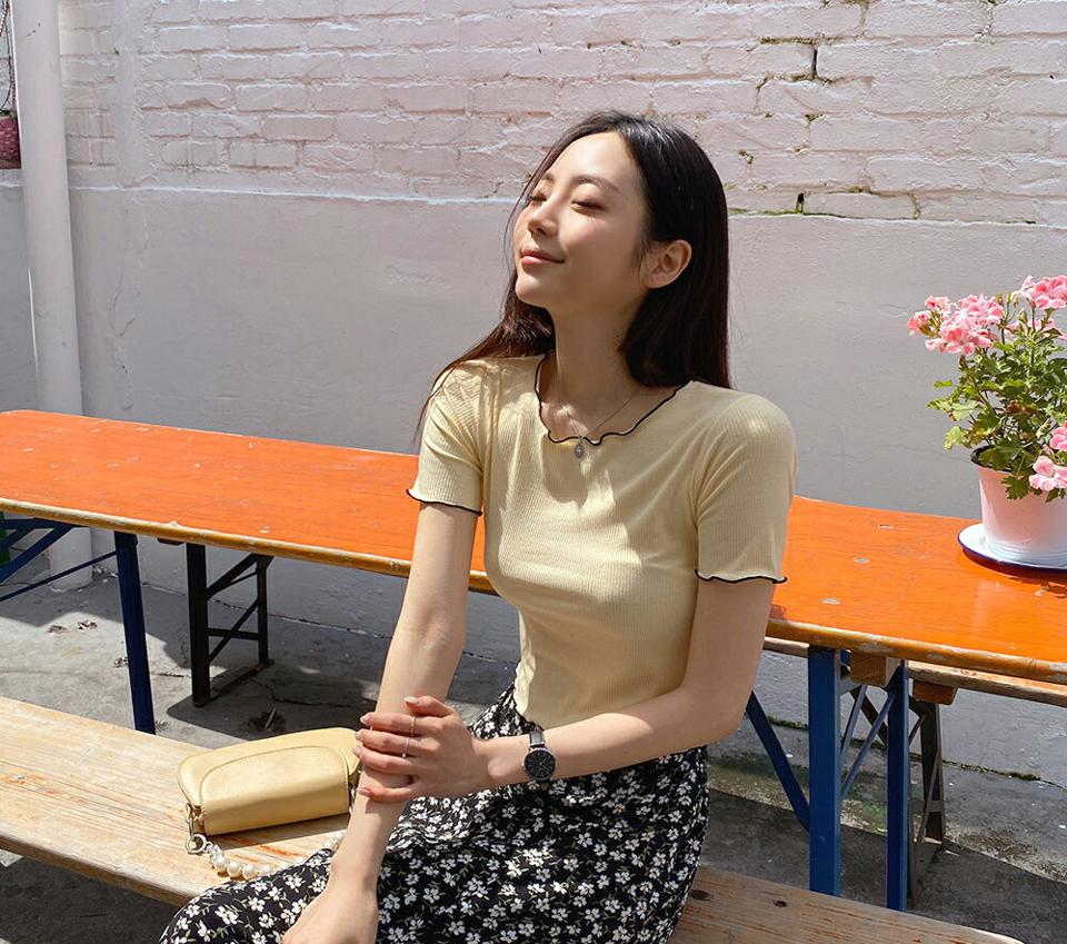 リブウェーブ配色Tシャツ・全4色・t57448 レディース 【tops】 韓国ファッション トップス Tシャツ 半袖 デイリー ラウンドネック リブ スリム フィット メリハリ クロップド カジュアル 細身 体型カバー 夏 春